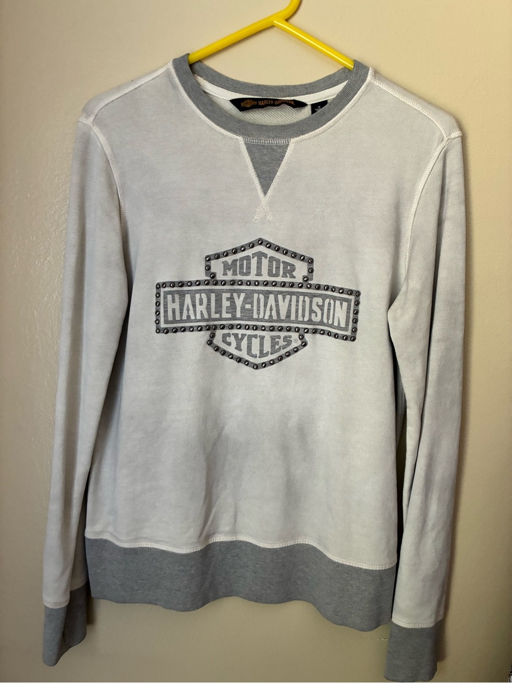 Harley-Davidson Men’s Light Gray Logo Crewneck Sweater